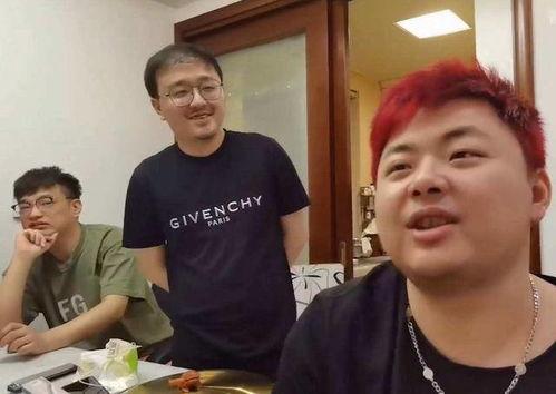 武汉男网红吃瓜事件,真相与争议交织